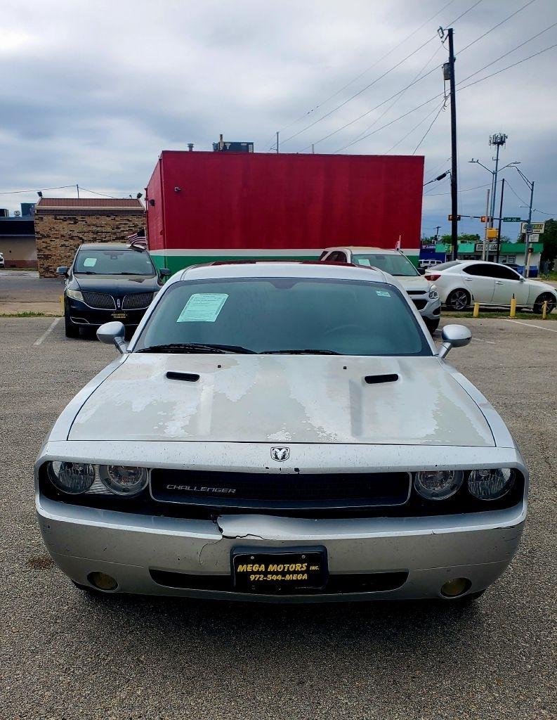 Dodge Challenger  2010
