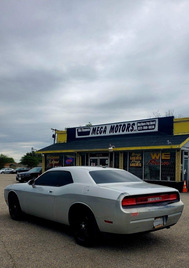 Dodge Challenger  2010