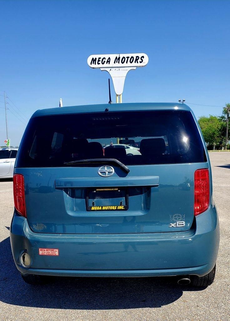 Scion xB  2008
