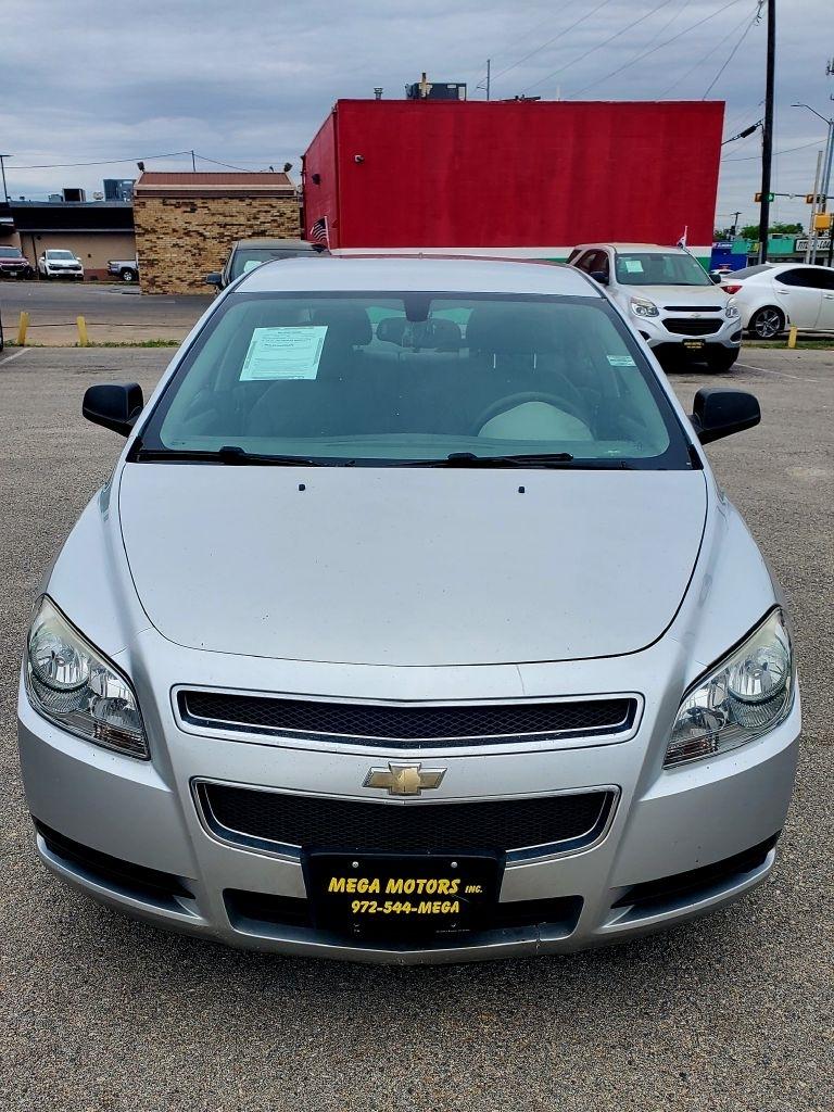 Chevrolet Malibu  2012