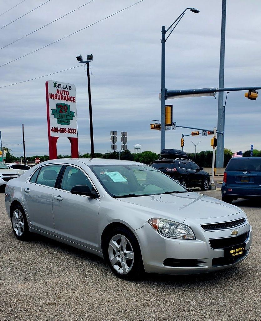 Chevrolet Malibu  2012