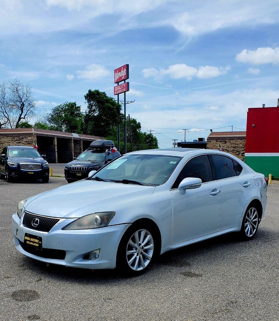 Lexus IS  2010