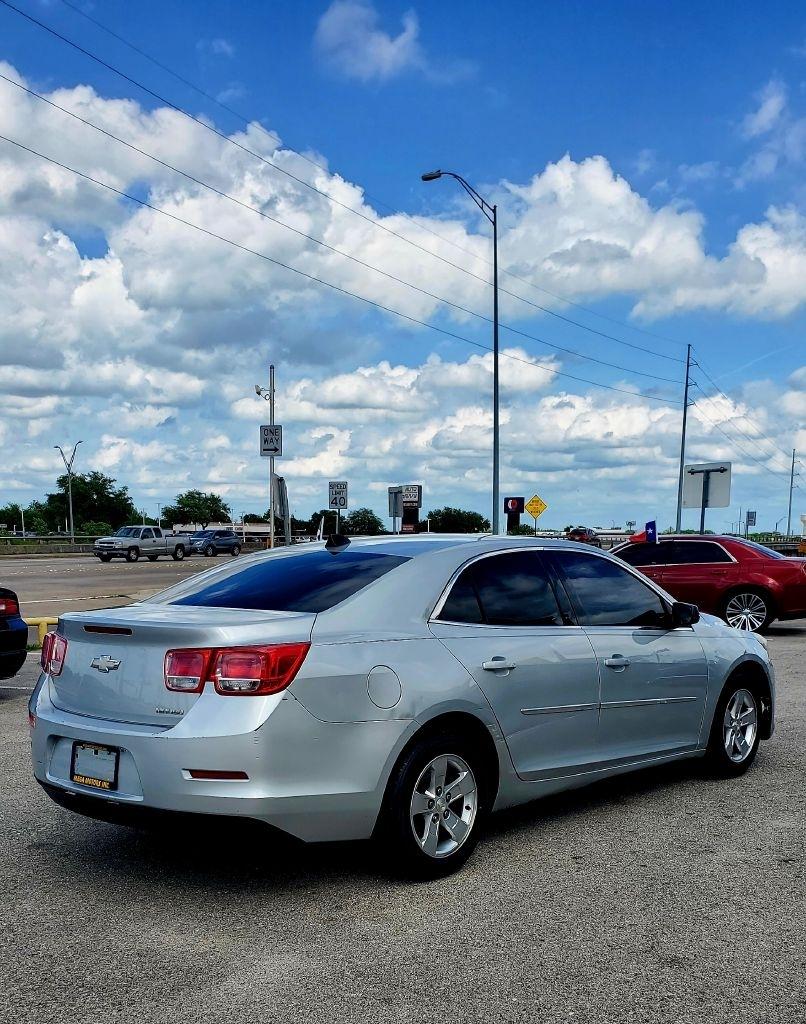Chevrolet Malibu  2013