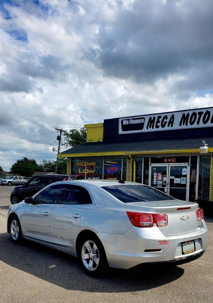 Chevrolet Malibu  2013