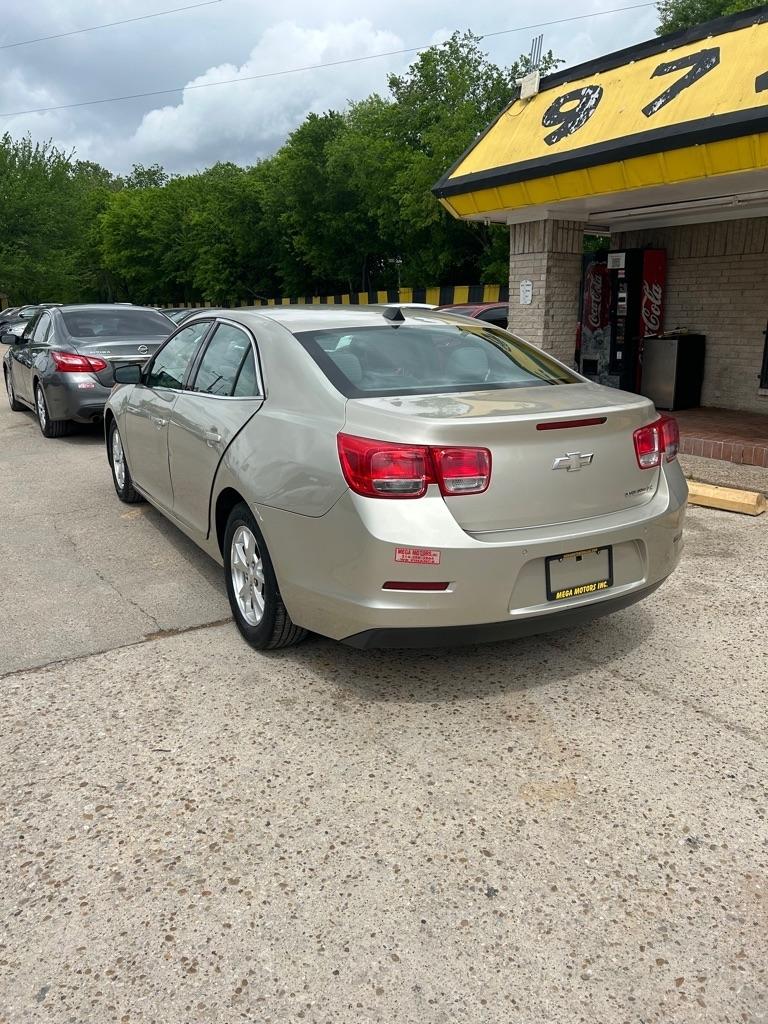 Chevrolet Malibu  2014