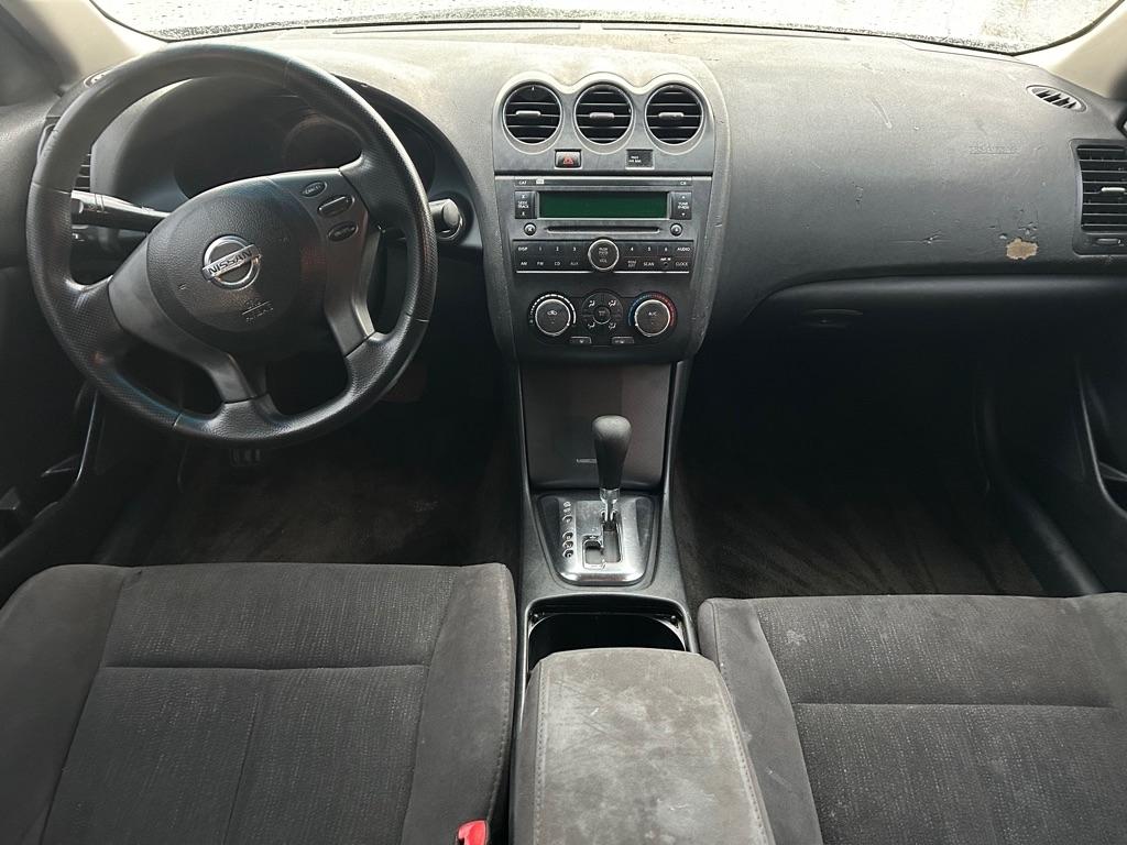 Nissan Altima  2012