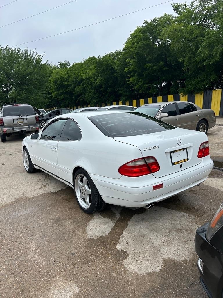 Mercedes-Benz CLK-Class  1998