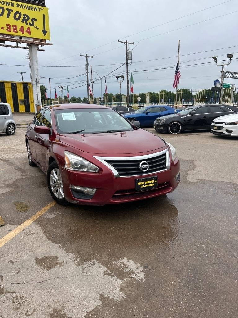 Nissan Altima  2014