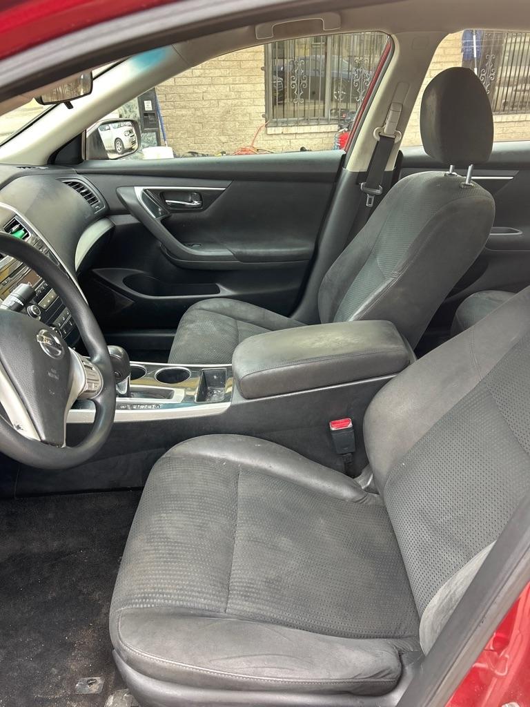 Nissan Altima  2014