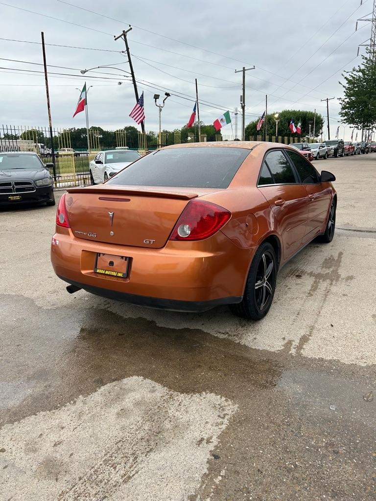Pontiac G6  2006