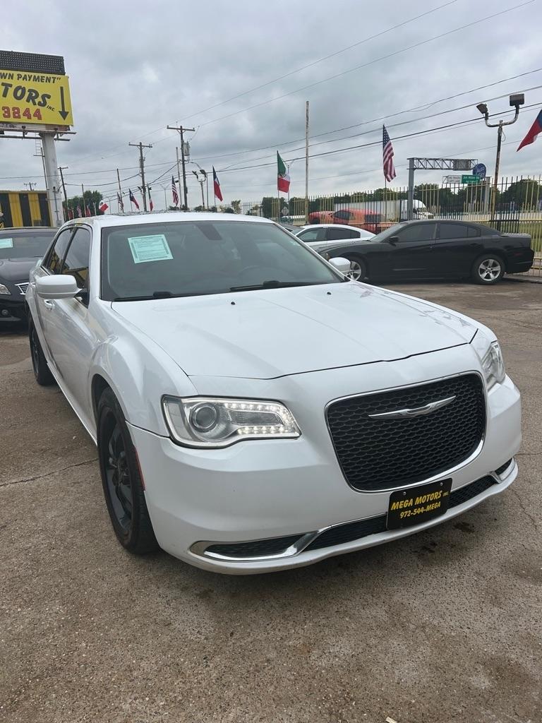 Chrysler 300  2015