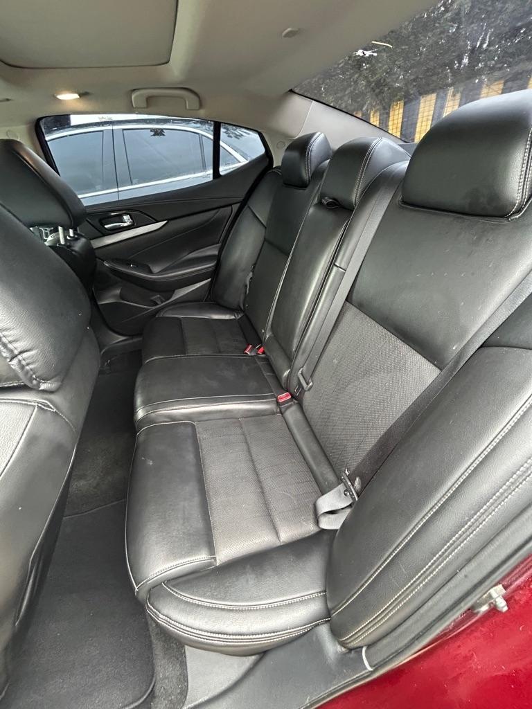 Nissan Maxima  2018