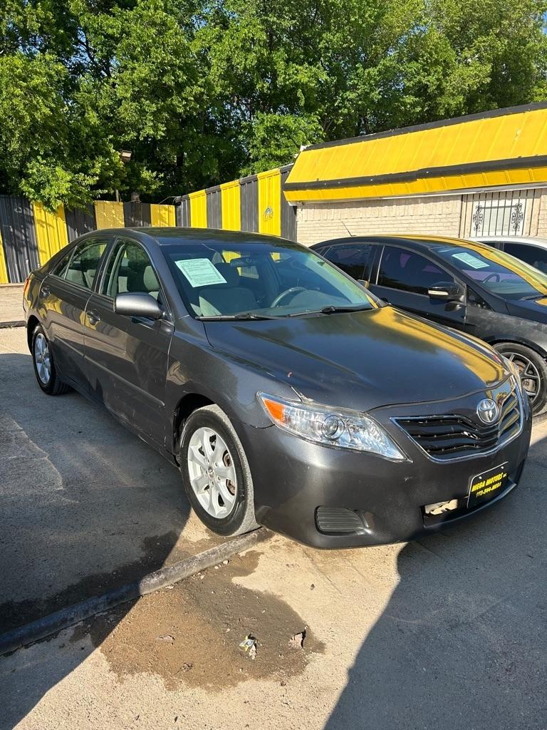 Toyota Camry  2011