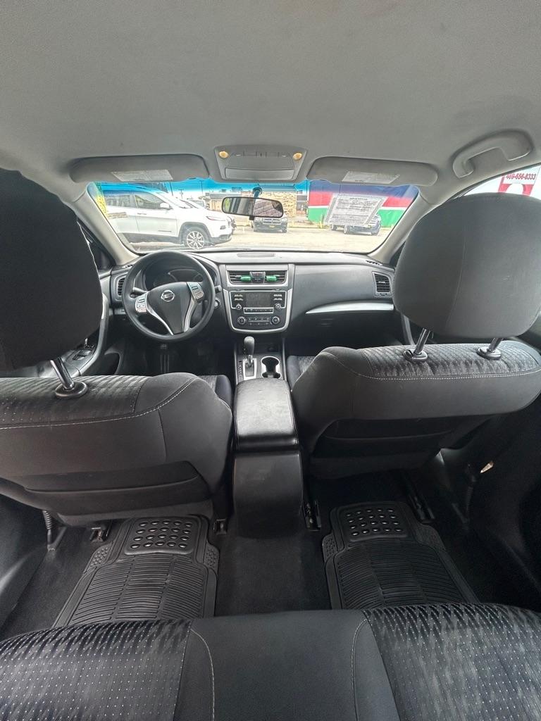 Nissan Altima  2016