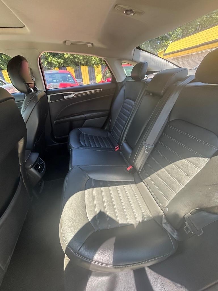 Ford Fusion  2015