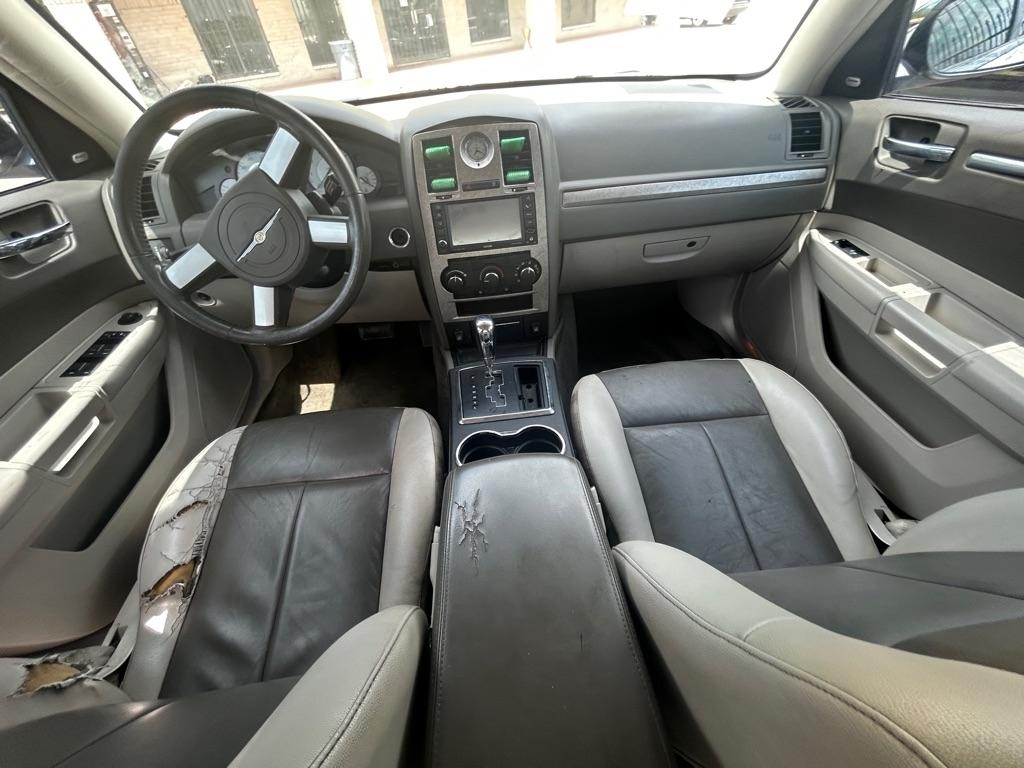 Chrysler 300  2008