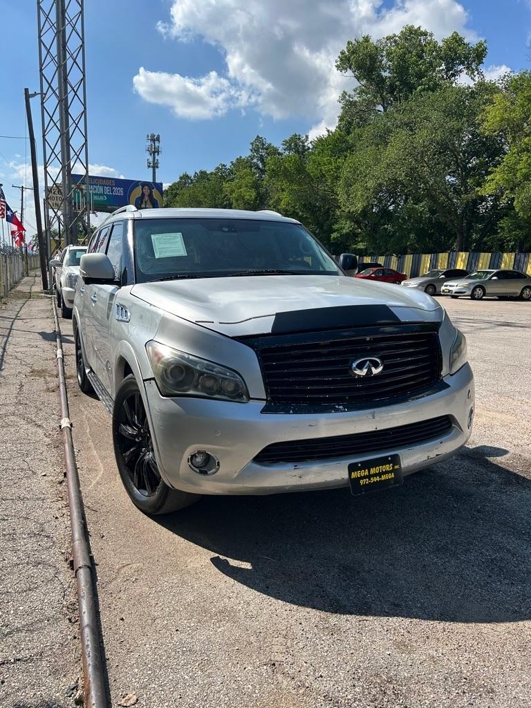Infiniti QX56  2013