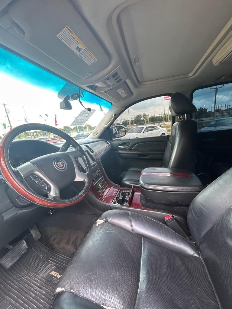 Cadillac Escalade  2008