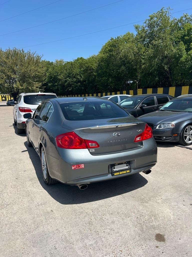 Infiniti Q40  2015
