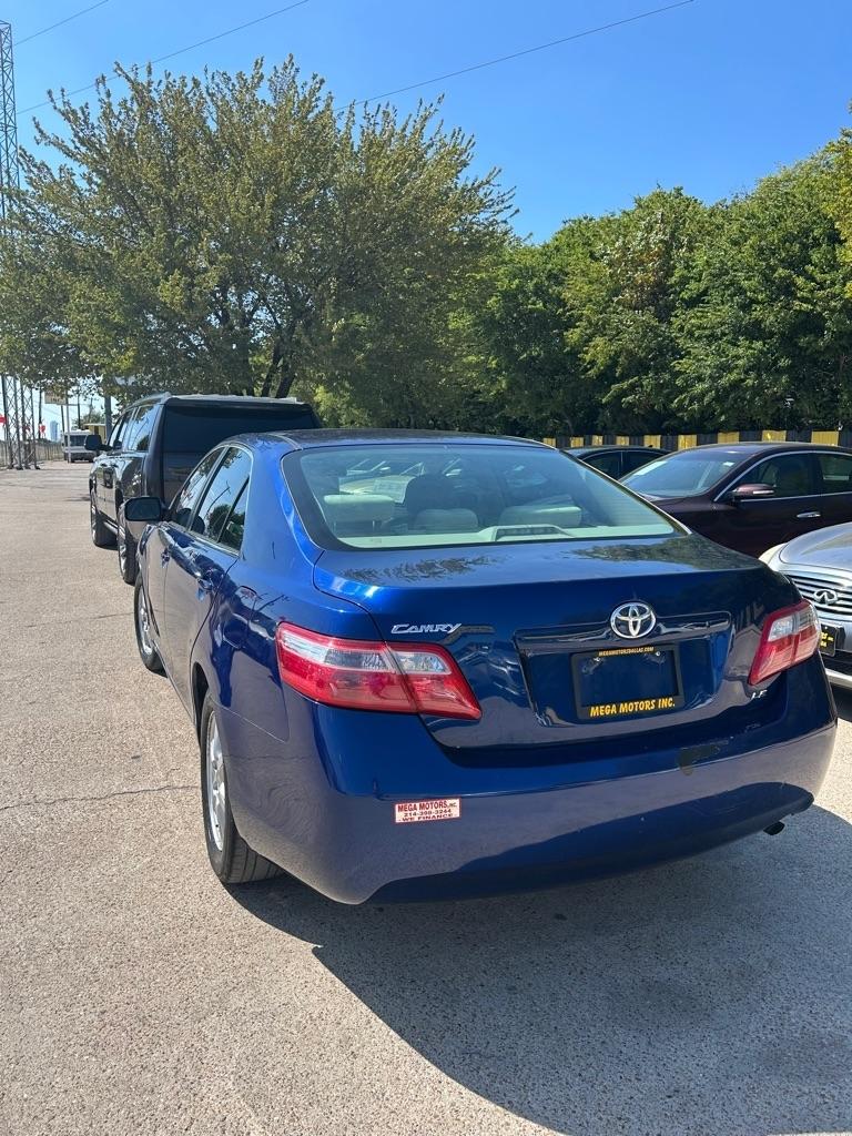 Toyota Camry  2009
