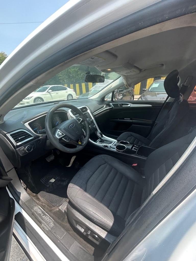 Ford Fusion  2013