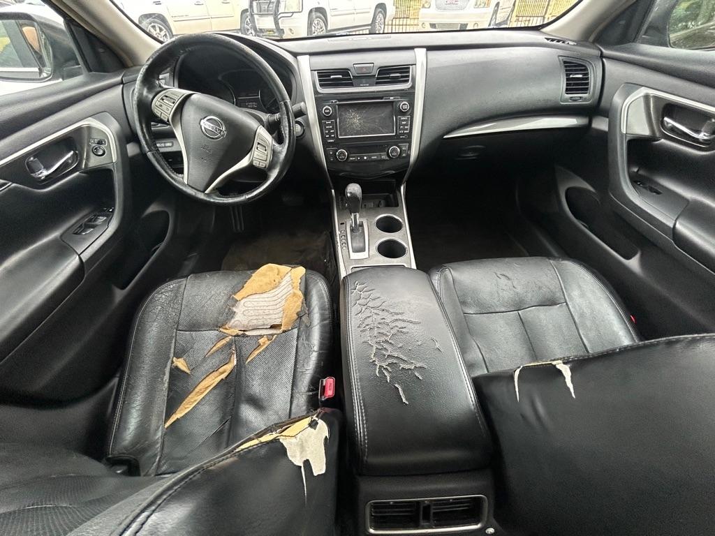 Nissan Altima  2013
