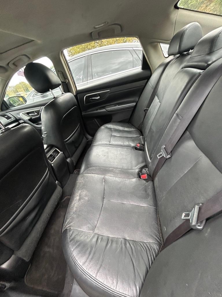 Nissan Altima  2013