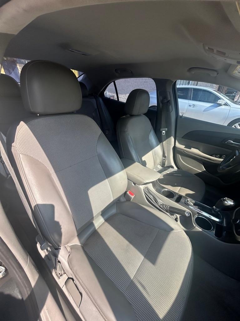 Chevrolet Malibu  2015
