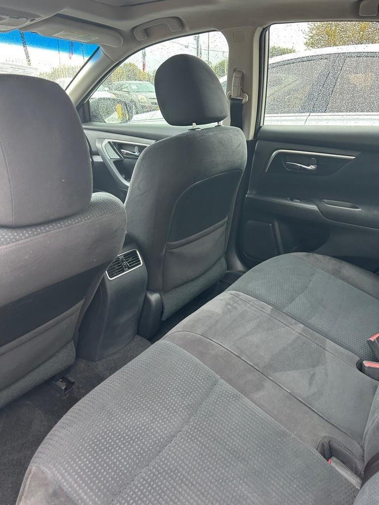 Nissan Altima  2014