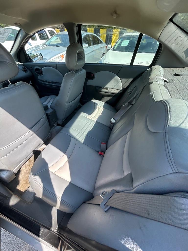 Saturn ION  2004