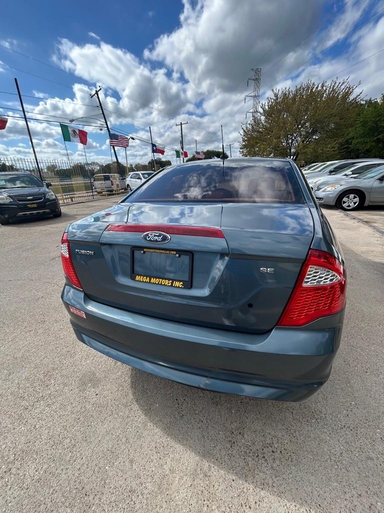 Ford Fusion  2012