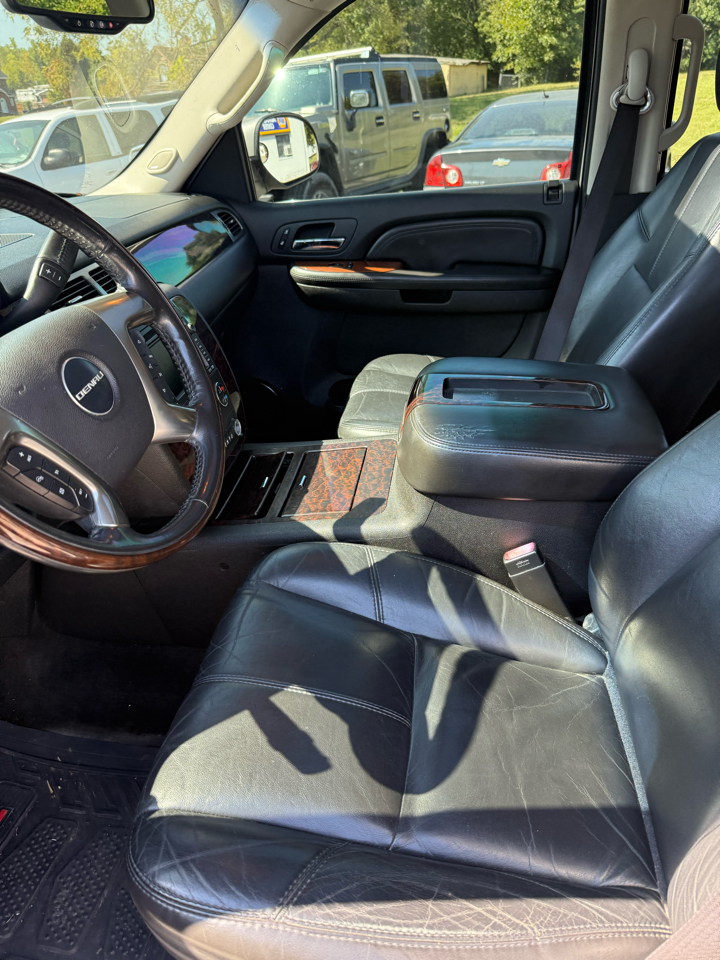 GMC Yukon Denali XL AWD 2007 GMC Yukon Denali XL AWD 2007