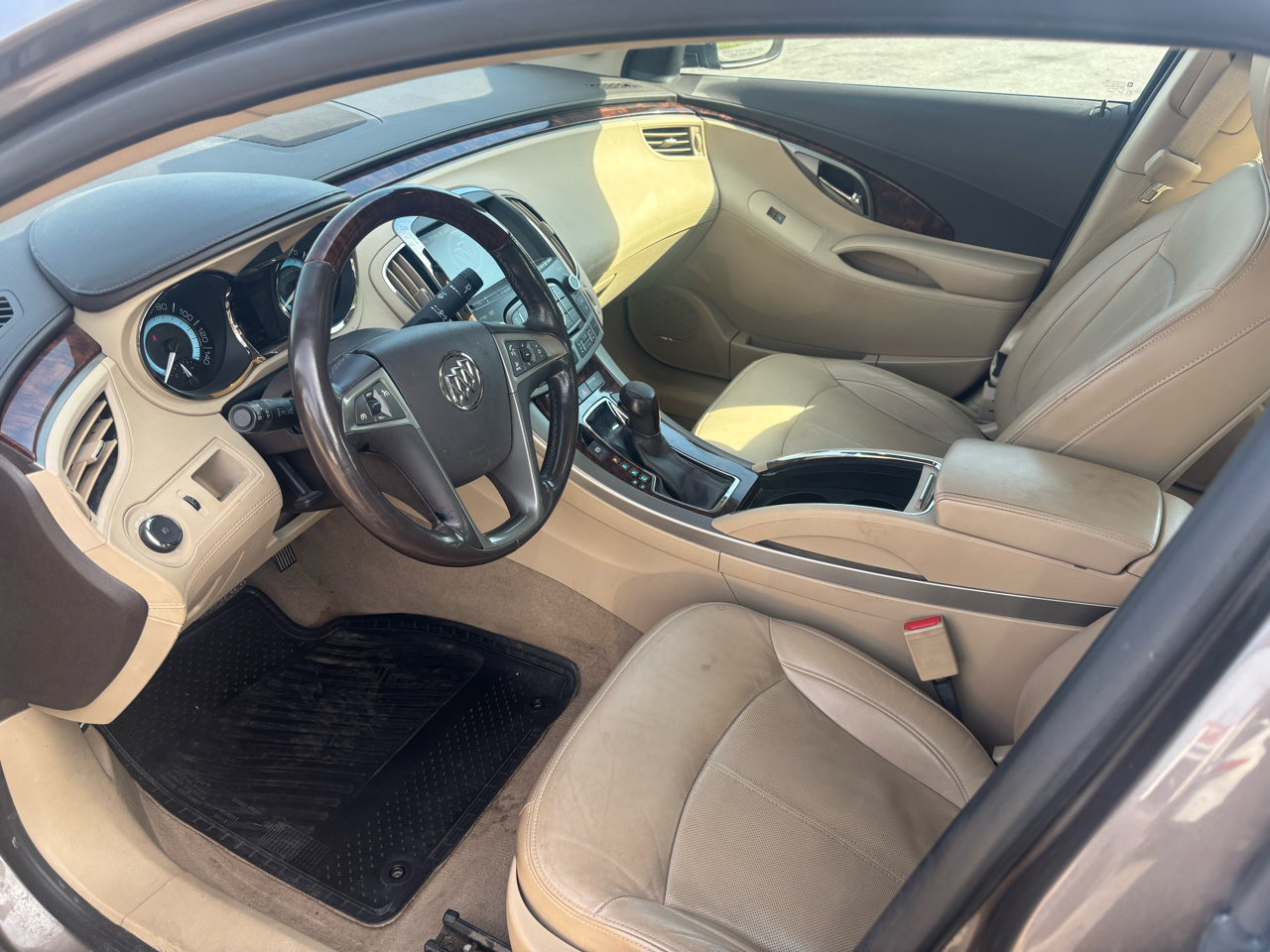 Buick LaCrosse Premium Package 3, w/Leather 2012 Buick LaCrosse Premium Package 3, w/Leather 2012