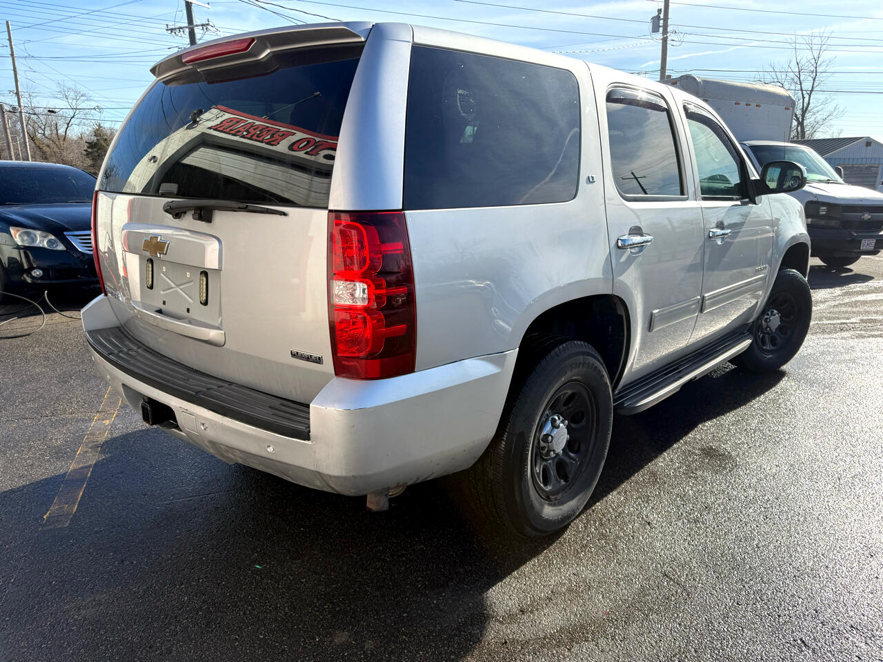 Chevrolet Tahoe LT 4WD 2011