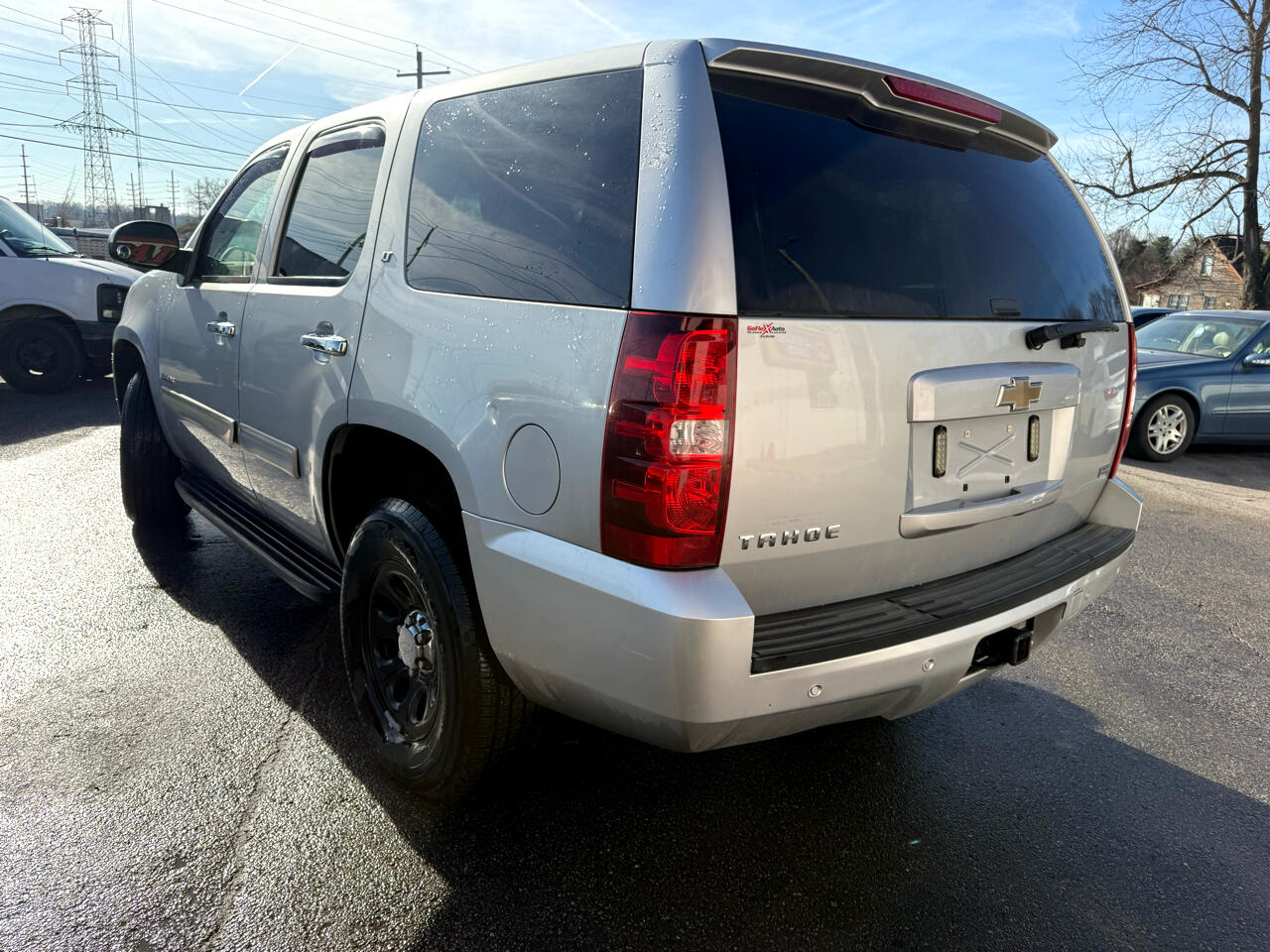 Chevrolet Tahoe LT 4WD 2011