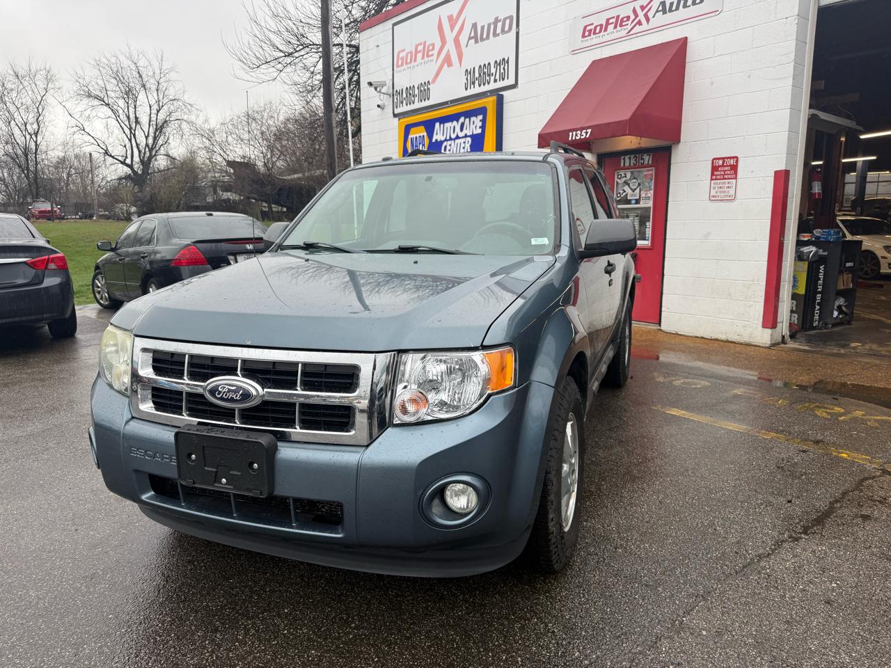 Ford Escape XLT FWD 2012