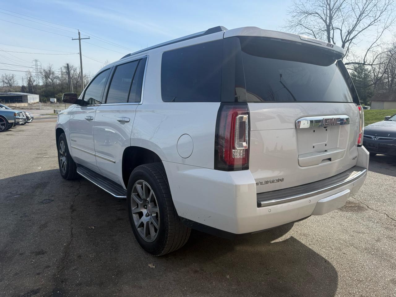 GMC Yukon Denali 2WD 2017