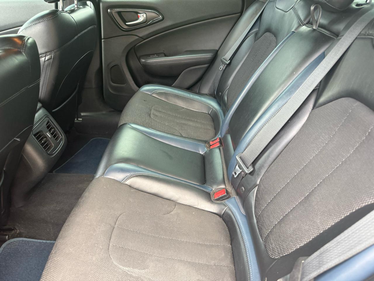 Chrysler 200 S 2015