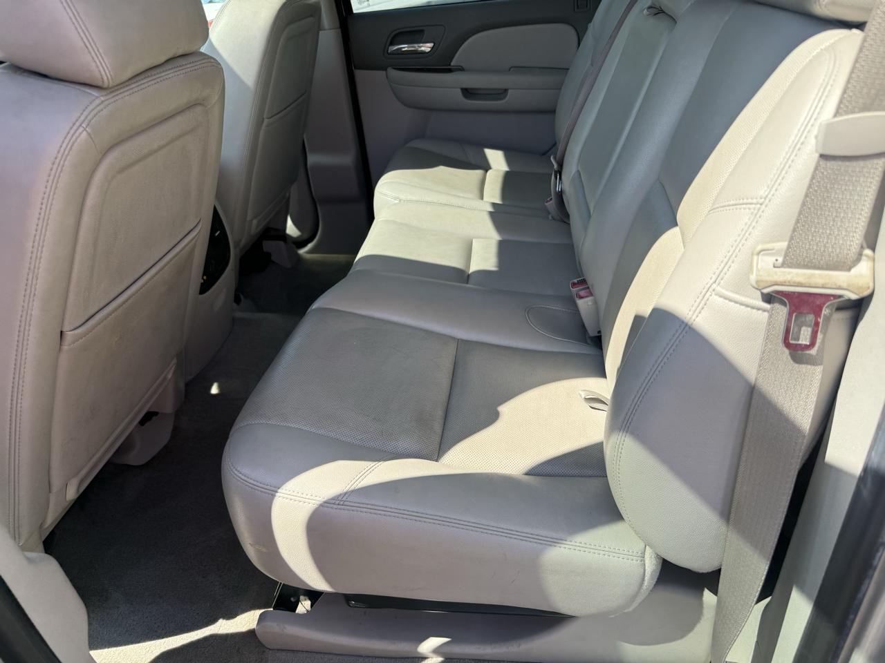 Chevrolet Avalanche LTZ 4WD 2013