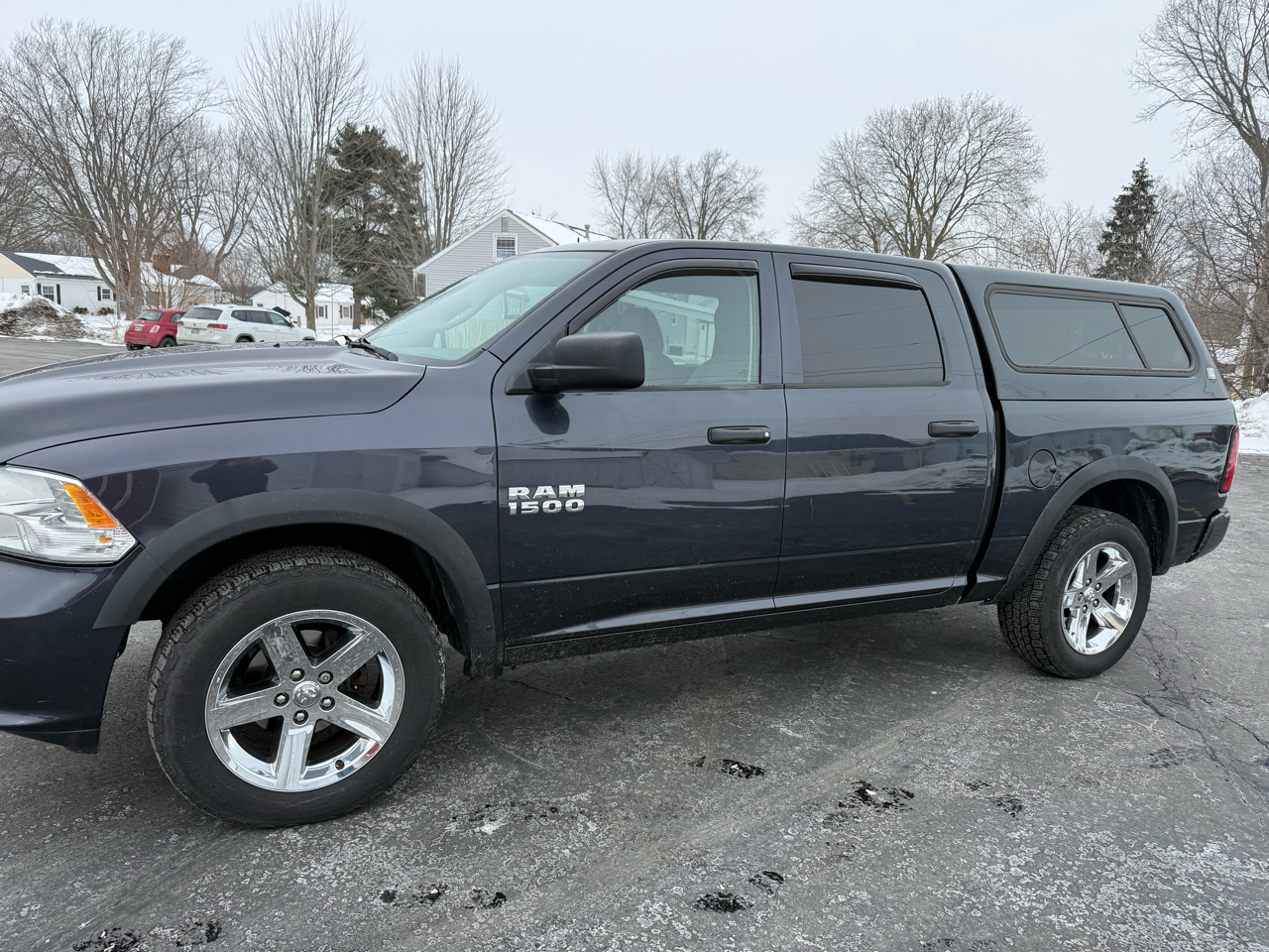 RAM 1500 Tradesman Crew Cab SWB 4WD 2013