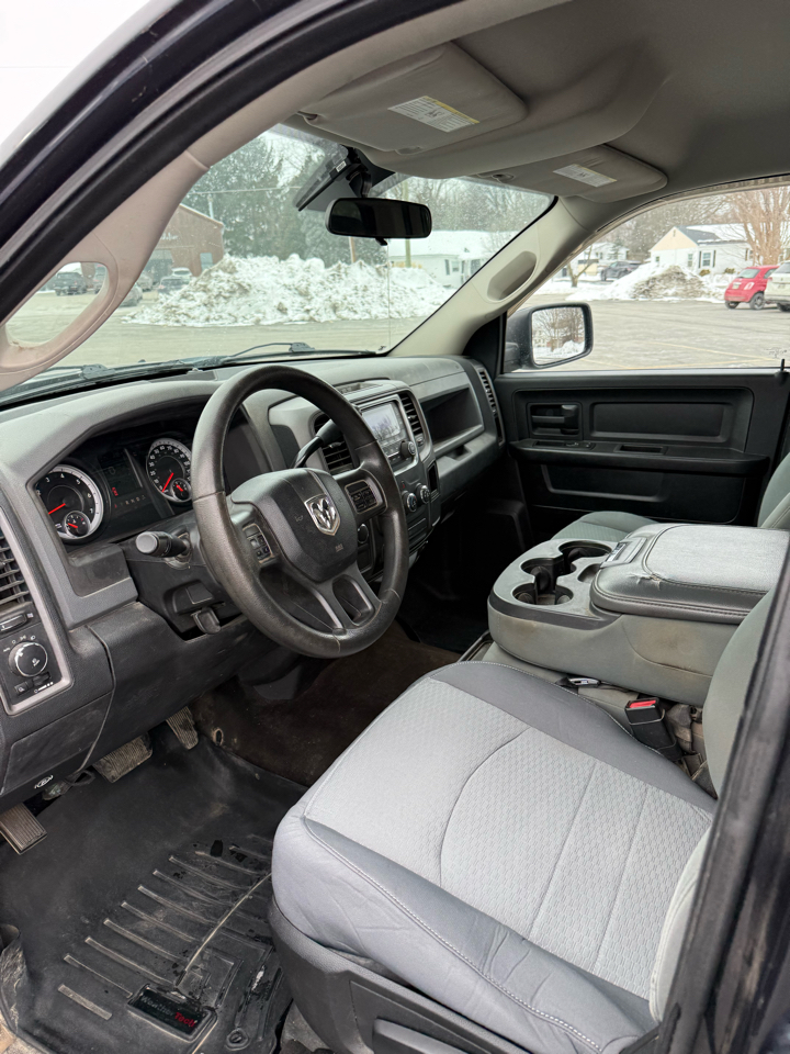 RAM 1500 Tradesman Crew Cab SWB 4WD 2013