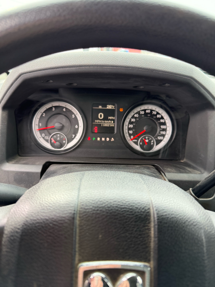 RAM 1500 Tradesman Crew Cab SWB 4WD 2013