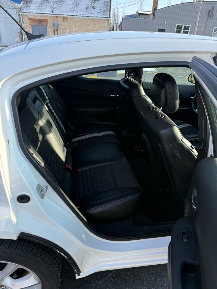 Dodge Avenger R/T 2012