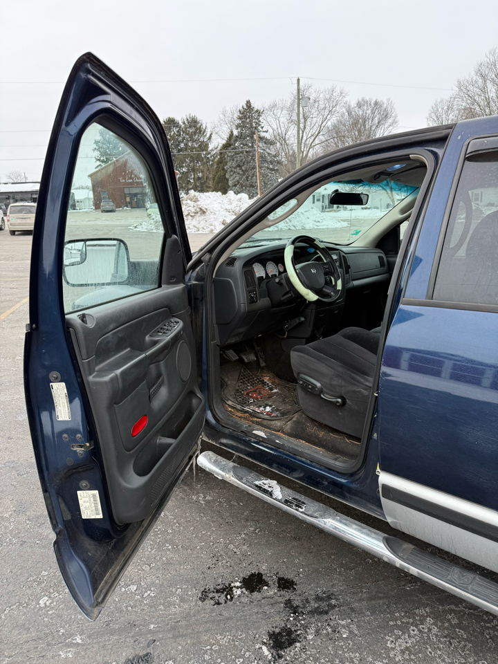 Dodge Ram 2500 ST Quad Cab Long Bed 2WD 2005