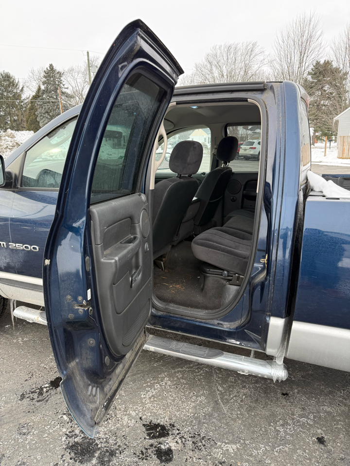 Dodge Ram 2500 ST Quad Cab Long Bed 2WD 2005