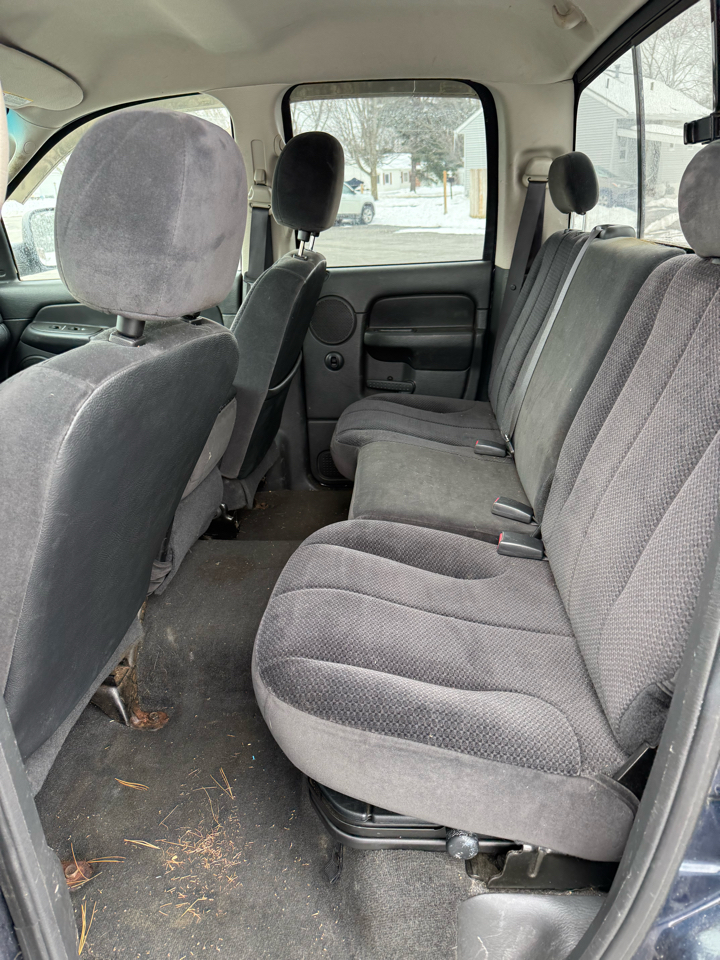 Dodge Ram 2500 ST Quad Cab Long Bed 2WD 2005