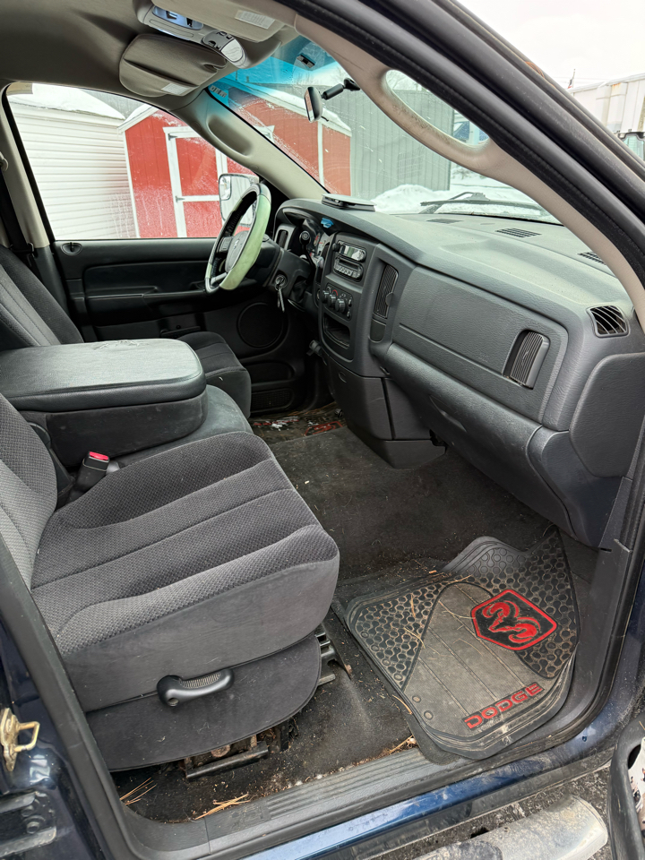 Dodge Ram 2500 ST Quad Cab Long Bed 2WD 2005