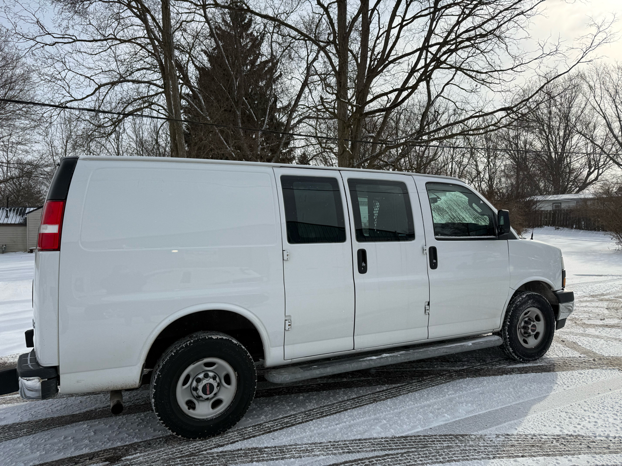 GMC Savana G2500 Cargo 2018