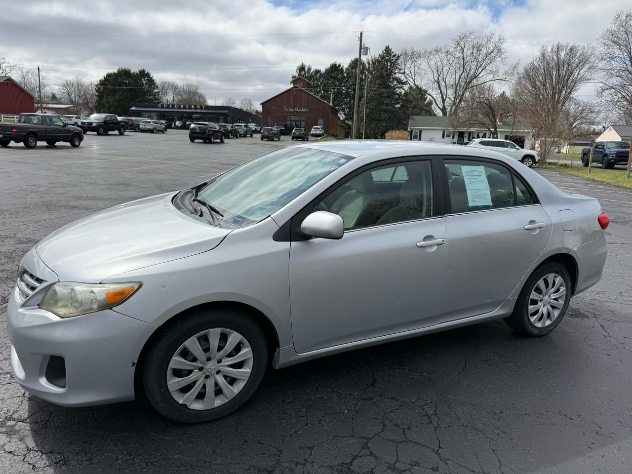 Toyota Corolla 4dr Sdn Auto L (Natl) 2013