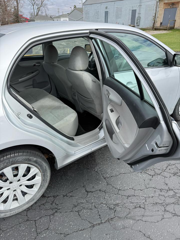 Toyota Corolla 4dr Sdn Auto L (Natl) 2013